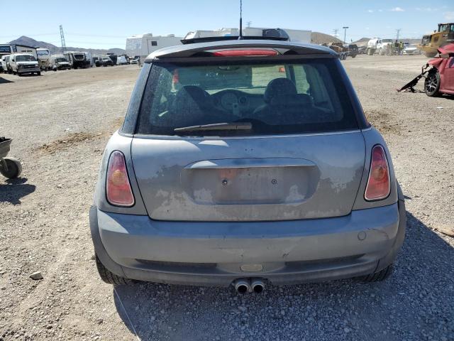 Photo 6 from auction – 2004 MINI COOPER S with VIN WMWRE33404TD89364