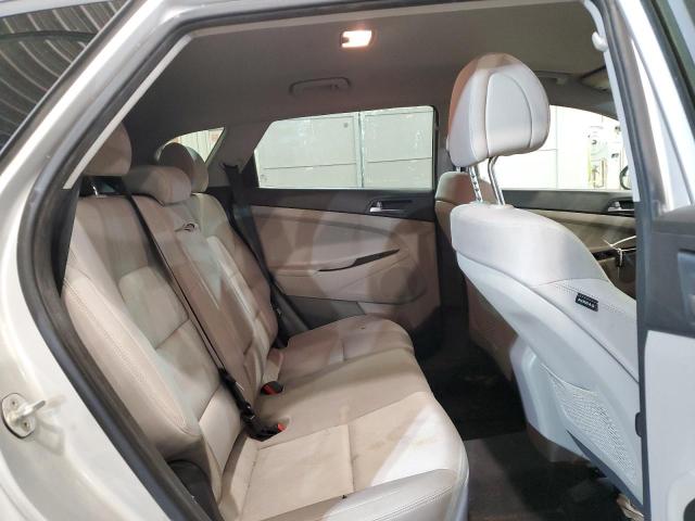Photo 10 from auction – 2016 HYUNDAI TUCSON LIM with VIN KM8J3CA42GU259148