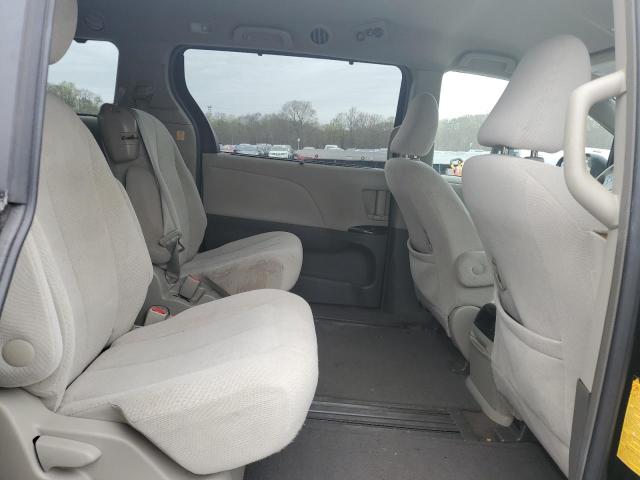 Photo 11 from auction – 2012 TOYOTA SIENNA LE with VIN 5TDKK3DC4CS255969