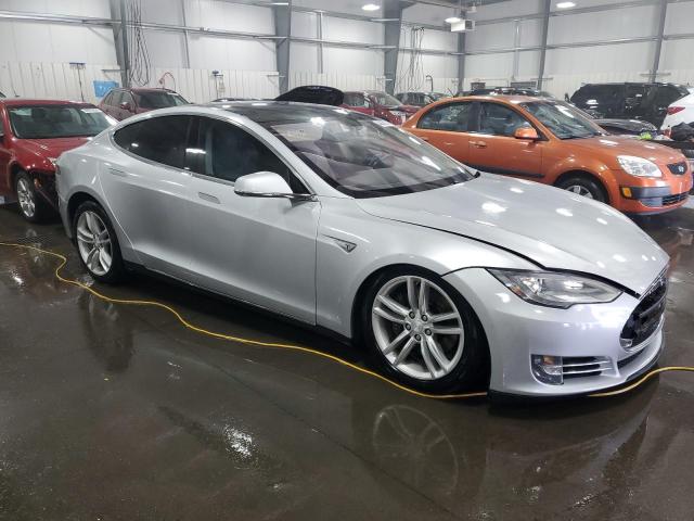 Photo 4 from auction – 2013 TESLA MODEL S with VIN 5YJSA1DNXDFP17465