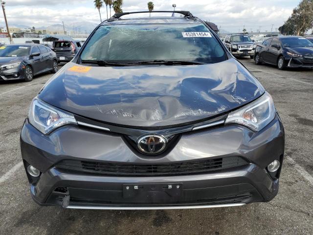Photo 5 from auction – 2018 TOYOTA RAV4 ADVEN with VIN 2T3WFREV7JW429702