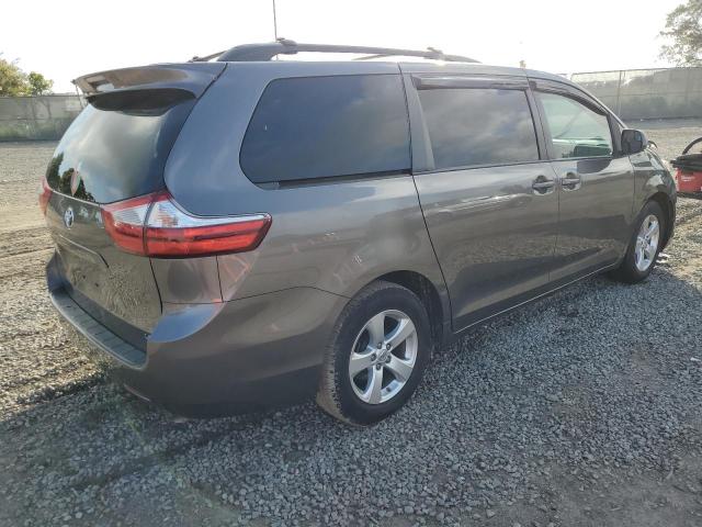 Photo 3 from auction – 2017 TOYOTA SIENNA LE with VIN 5TDKZ3DC6HS799960