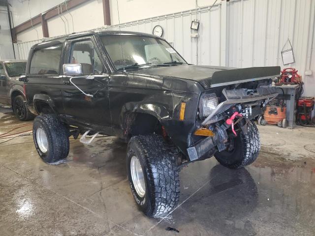 Photo 4 from auction – 1987 FORD BRONCO II with VIN 1FMCU14T2HUD08959