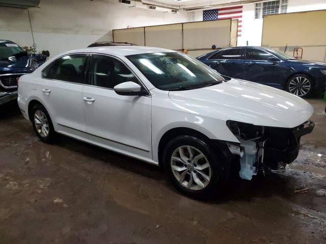 Photo 4 from auction – 2016 VOLKSWAGEN PASSAT with VIN 1VWAT7A36GC021731