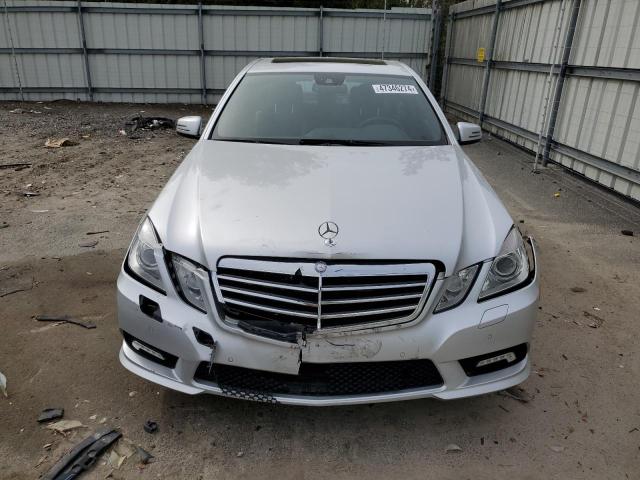 Photo 5 from auction – 2010 MERCEDES-BENZ E 550 with VIN WDDHF7CB6AA123424