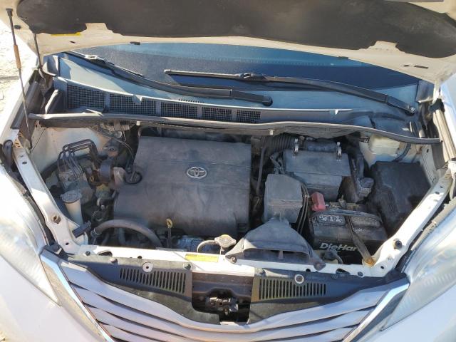 Photo 12 from auction – 2015 TOYOTA SIENNA XLE with VIN 5TDDK3DC6FS096501