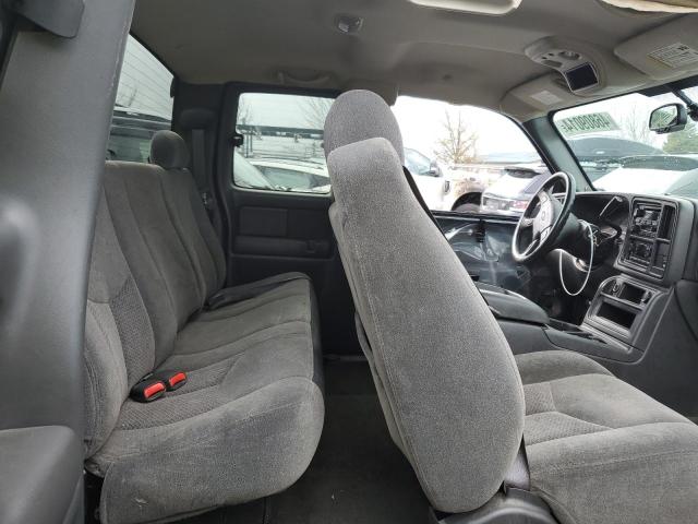 Photo 10 from auction – 2004 CHEVROLET SILVERADO with VIN 1GCEC19TX4Z345540