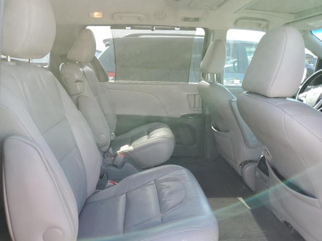 Photo 11 from auction – 2015 TOYOTA SIENNA XLE with VIN 5TDYK3DC3FS643967