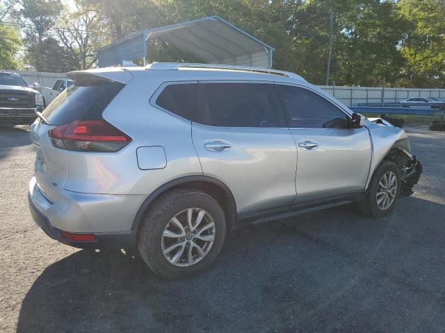Photo 3 from auction – 2017 NISSAN ROGUE S with VIN KNMAT2MT7HP521313