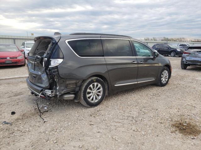Photo 3 from auction – 2017 CHRYSLER PACIFICA T with VIN 2C4RC1BG1HR505755