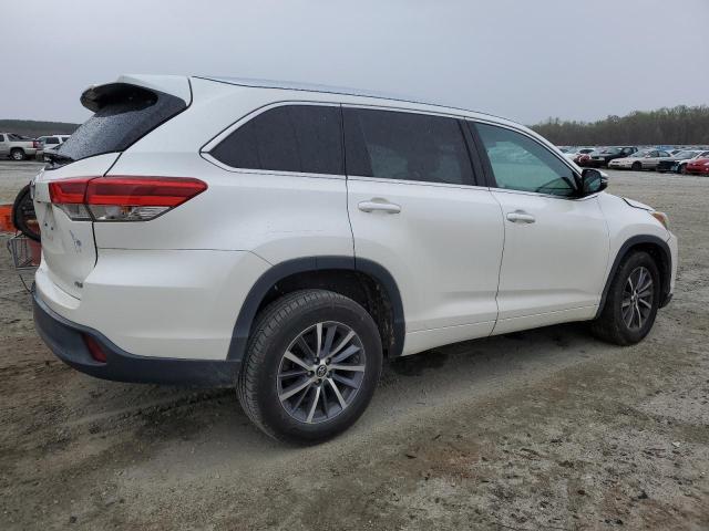 Photo 3 from auction – 2017 TOYOTA HIGHLANDER with VIN 5TDKZRFH1HS508325