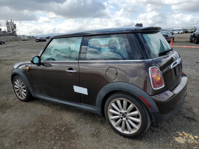 Photo 2 from auction – 2010 MINI COOPER with VIN WMWMF3C53ATZ22168