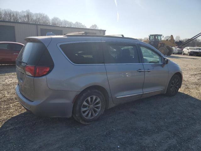 Photo 3 from auction – 2017 CHRYSLER PACIFICA T with VIN 2C4RC1BG0HR667795