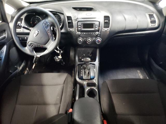 Photo 8 from auction – 2017 KIA FORTE LX with VIN 3KPFK4A78HE062241