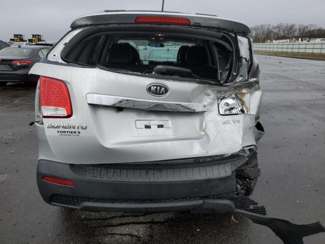 Photo 6 from auction – 2013 KIA SORENTO EX with VIN 5XYKUDA22DG330386