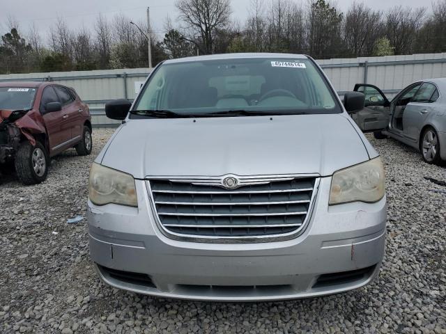 Photo 5 from auction – 2009 CHRYSLER TOWN & COU with VIN 2A8HR44E79R656889