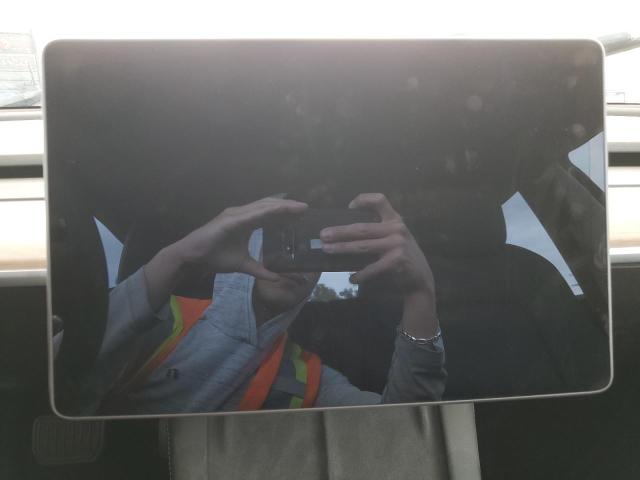 Photo 9 from auction – 2022 TESLA MODEL 3 with VIN 5YJ3E1EA2NF143868