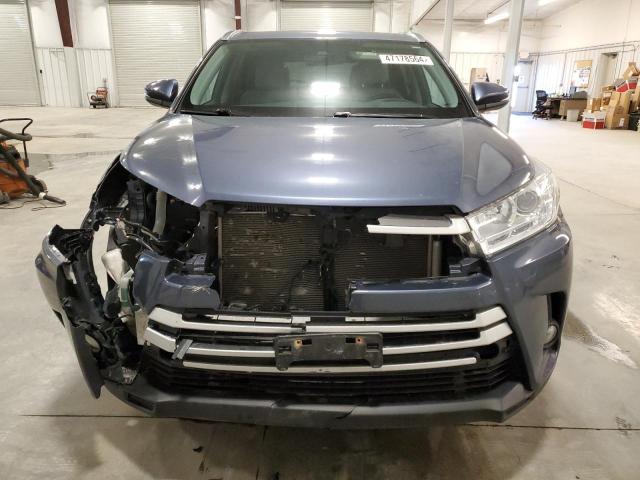 Photo 5 from auction – 2018 TOYOTA HIGHLANDER with VIN 5TDJZRFH0JS824428