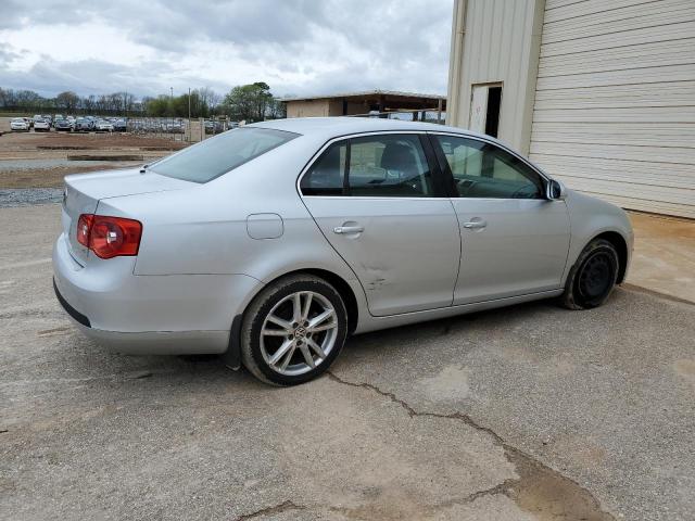 Photo 3 from auction – 2005 VOLKSWAGEN NEW JETTA with VIN 3VWSF71K85M643228