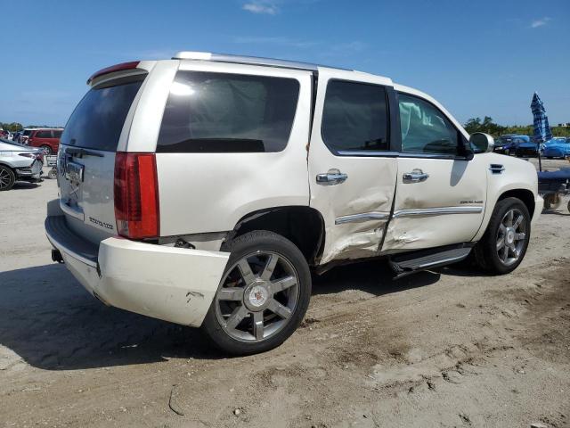 Photo 3 from auction – 2012 CADILLAC ESCALADE L with VIN 1GYS3BEF1CR103530