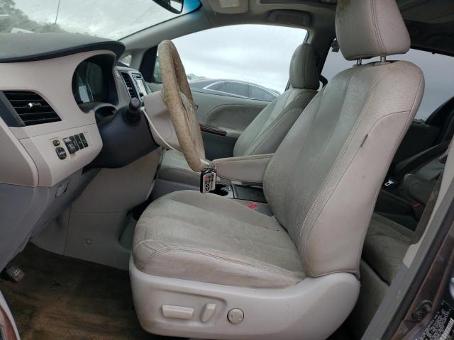 Photo 7 from auction – 2013 TOYOTA SIENNA XLE with VIN 5TDDK3DC0DS067749