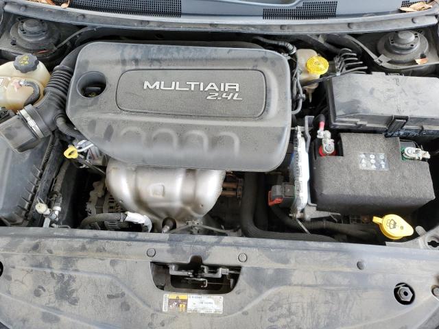 Photo 11 from auction – 2015 CHRYSLER 200 LIMITE with VIN 1C3CCCAB2FN609161