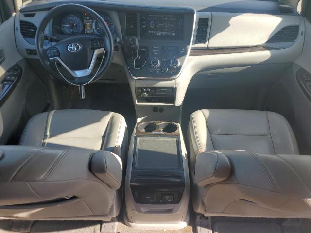 Photo 8 from auction – 2015 TOYOTA SIENNA XLE with VIN 5TDYK3DC6FS556399