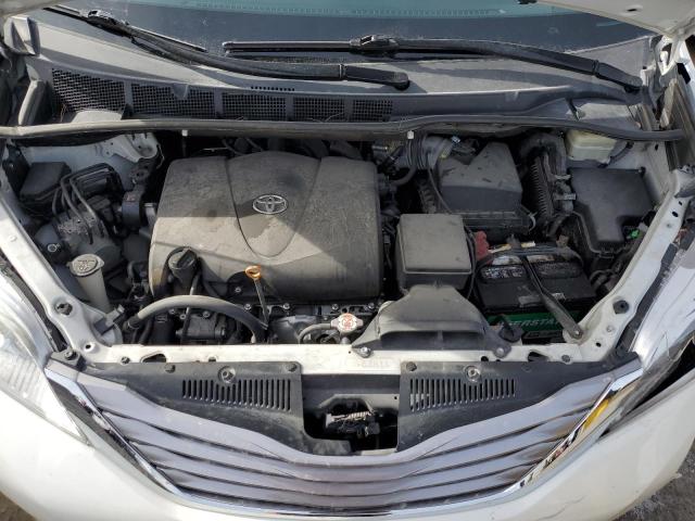 Photo 12 from auction – 2017 TOYOTA SIENNA XLE with VIN 5TDYZ3DC8HS844083