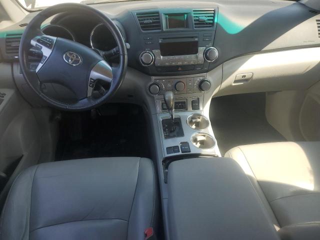 Photo 8 from auction – 2011 TOYOTA HIGHLANDER with VIN 5TDZK3EH2BS027590