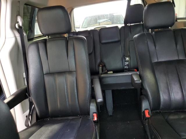 Photo 10 from auction – 2016 CHRYSLER TOWN & COU with VIN 2C4RC1BG5GR281811