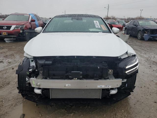 Photo 5 from auction – 2023 GENESIS G70 BASE with VIN KMTG34TA8PU120442