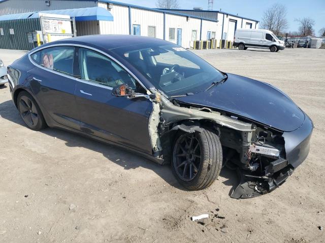 Photo 4 from auction – 2018 TESLA MODEL 3 with VIN 5YJ3E1EA7JF021727