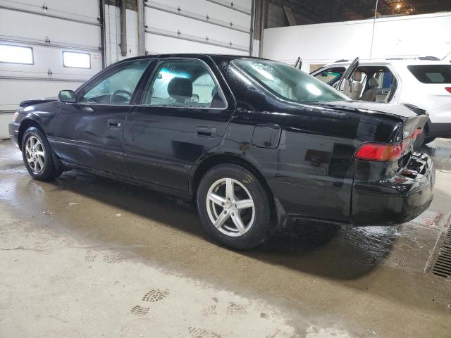 Photo 2 from auction – 1998 TOYOTA CAMRY CE with VIN 4T1BF22K9WU066853