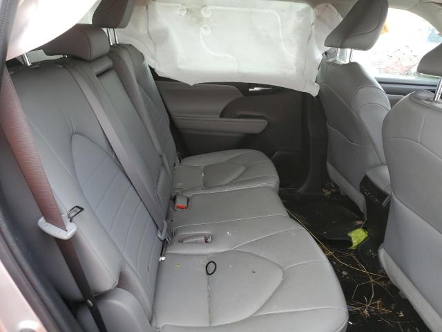 Photo 11 from auction – 2022 TOYOTA HIGHLANDER with VIN 5TDHBRCH3NS555287