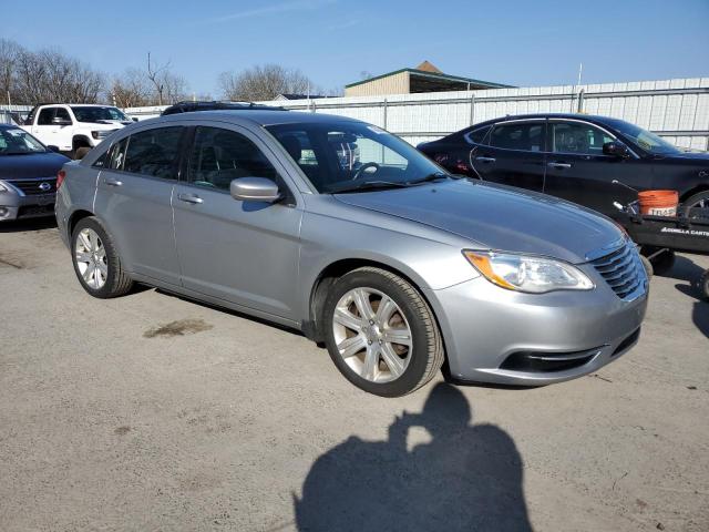 Photo 4 from auction – 2013 CHRYSLER 200 TOURIN with VIN 1C3CCBBB1DN592990