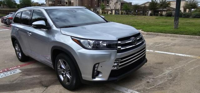 TOYOTA HIGHLANDER 2017 with VIN 5TDYZRFH4HS227288 - Photo from auction