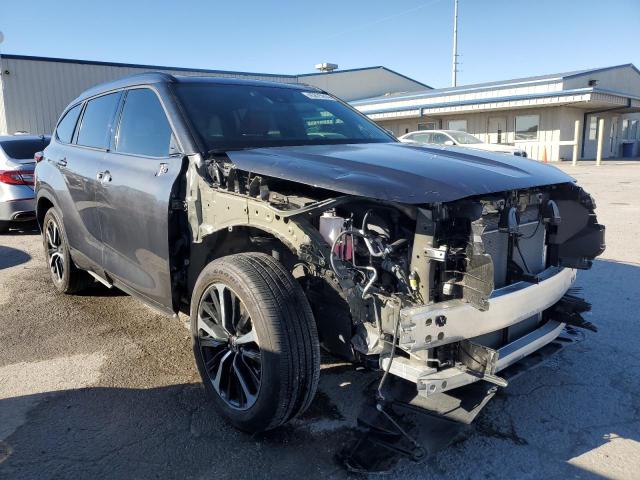 Photo 4 from auction – 2021 TOYOTA HIGHLANDER with VIN 5TDJZRBHXMS136849