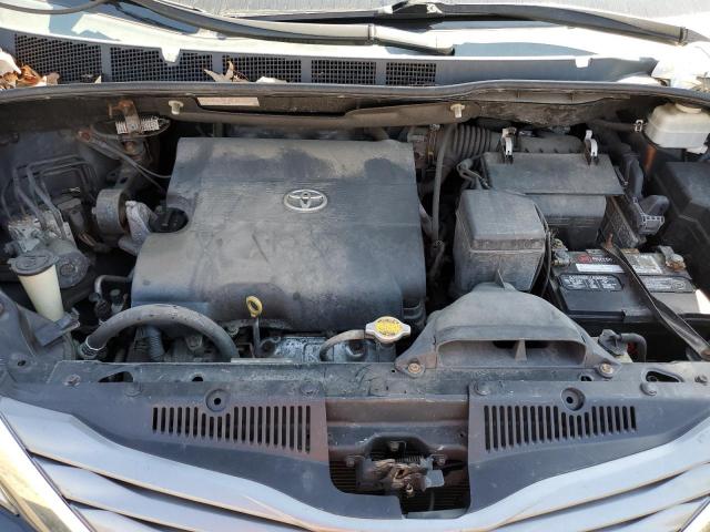 Photo 12 from auction – 2013 TOYOTA SIENNA XLE with VIN 5TDYK3DC3DS334903