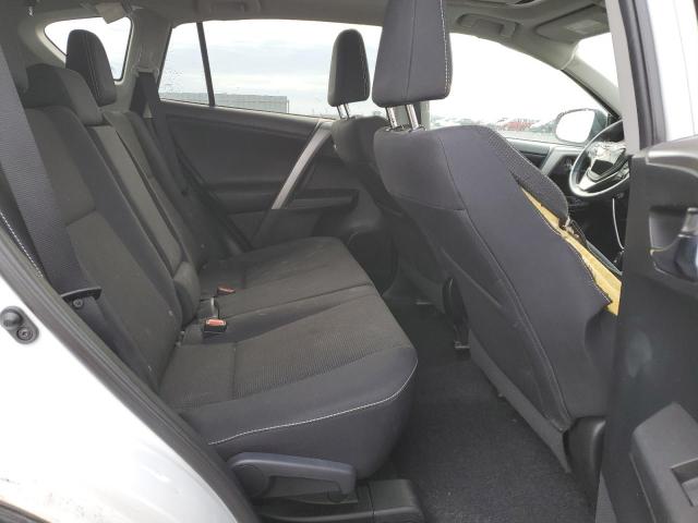Photo 11 from auction – 2017 TOYOTA RAV4 XLE with VIN 2T3RFREV7HW585620