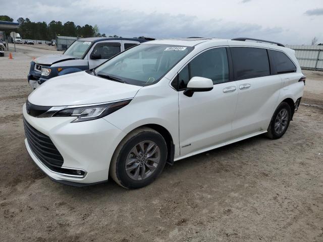 Photo 1 from auction – 2021 TOYOTA SIENNA XLE with VIN 5TDYSKFC1MS033019