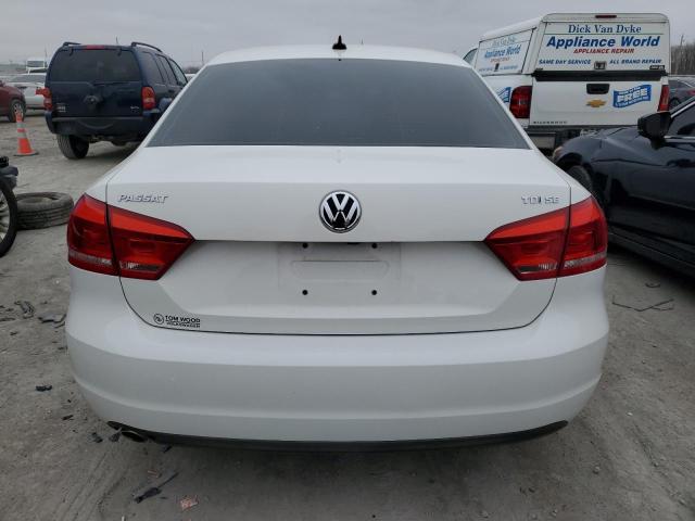 Photo 6 from auction – 2015 VOLKSWAGEN PASSAT SE with VIN 1VWBV7A32FC012263