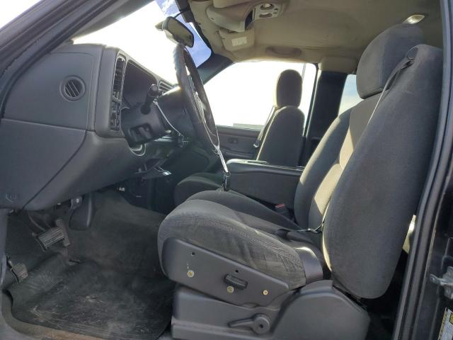 Photo 7 from auction – 2004 CHEVROLET SILVERADO with VIN 2GCEC19T441263523