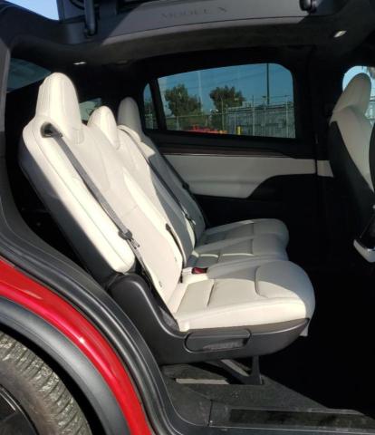 Photo 10 from auction – 2022 TESLA MODEL X with VIN 7SAXCDE55NF363293