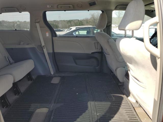 Photo 11 from auction – 2017 TOYOTA SIENNA LE with VIN 5TDKZ3DCXHS835598