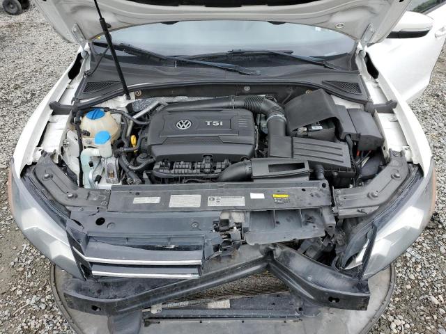 Photo 11 from auction – 2015 VOLKSWAGEN PASSAT S with VIN 1VWAT7A36FC070121