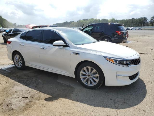 Photo 4 from auction – 2016 KIA OPTIMA EX with VIN 5XXGU4L39GG105564