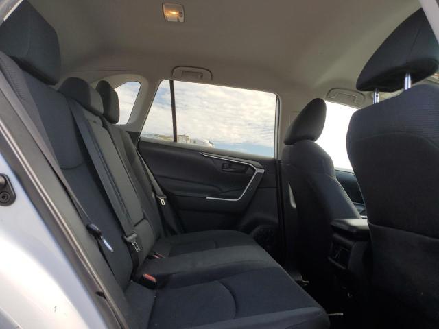 Photo 11 from auction – 2019 TOYOTA RAV4 LE with VIN 2T3MWRFV9KW003713
