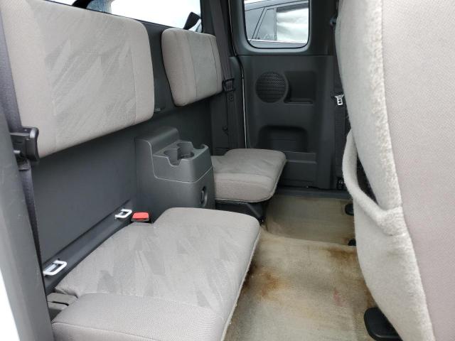Photo 10 from auction – 2004 CHEVROLET COLORADO with VIN 1GCCS196948147221