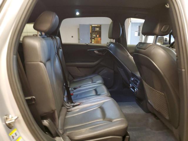 Photo 11 from auction – 2017 AUDI Q7 PREMIUM with VIN WA1LAAF78HD027157