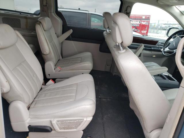 Photo 11 from auction – 2010 CHRYSLER TOWN & COU with VIN 2A4RR8DX5AR415898